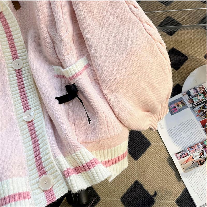 Damenstrickjacke, Strickjacke, Strickjacke mit Knöpfen, Strickjacke mit Schleifen